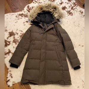 St.Anton TNA Parka Size Large Green